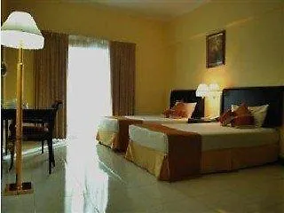 Deebaj Al Khabisi Plaza Aparthotel Dubai 3*,